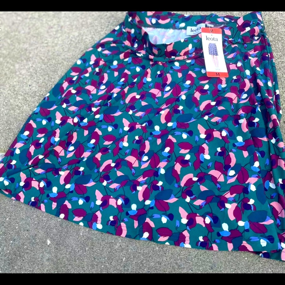 Leota pull on skirt